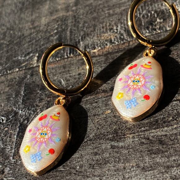 NEW Mystic Pearl Hoop Dangle Earrings - Picture 2 of 4